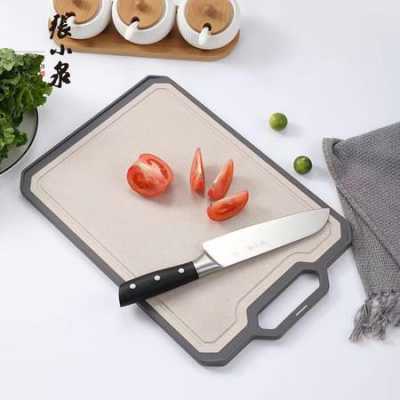 不锈钢案板可以切菜和肉吗（不锈钢制品可以放刀切菜吗）